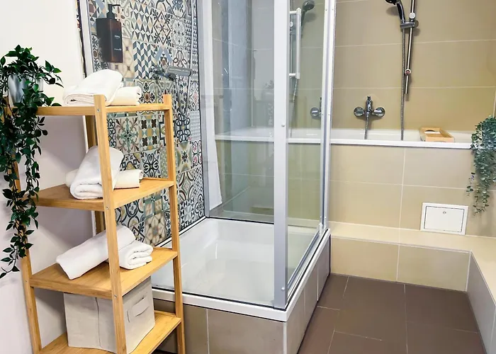 Apartament Gemuetliches In Zentraler Lage In Alsterdorf Fuer Bis Zu 7 Personen